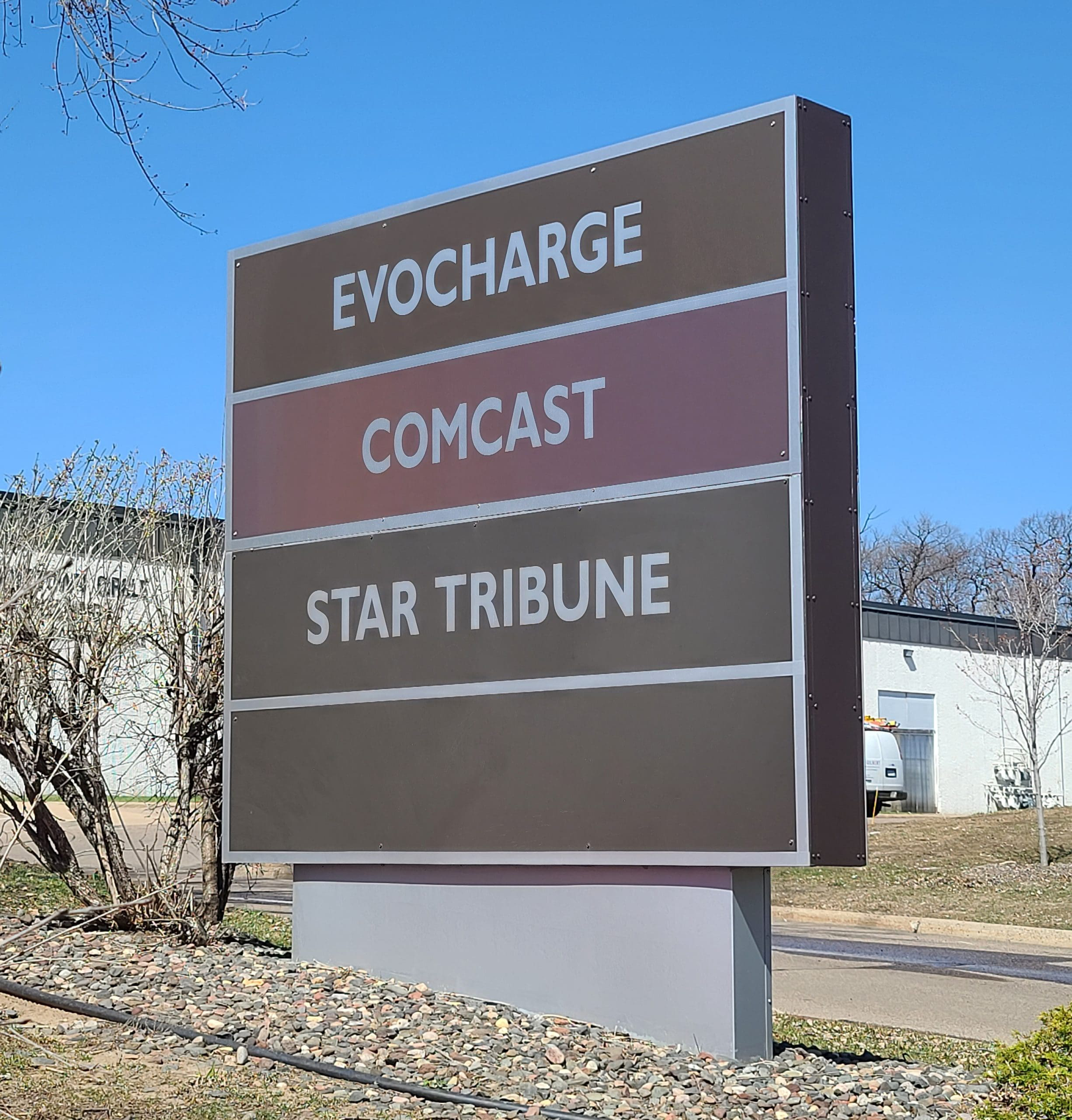 EvoCharge front sign